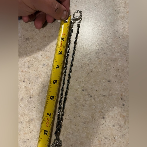 Guess Butterfly necklace - Picture 8 of 9